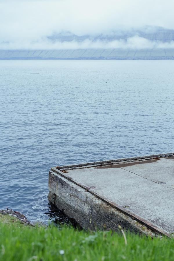 Authentic Faroese House / Unique Location / Nature Hellurnar Exterior foto